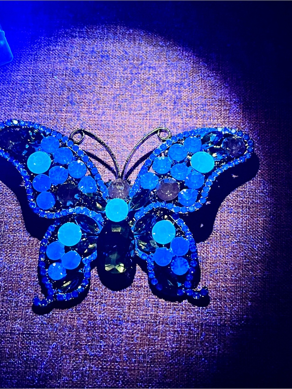 🦋 Ice-Blue UV Glow! Gunmetal Smoky Rhinestone Butterfly Brooch